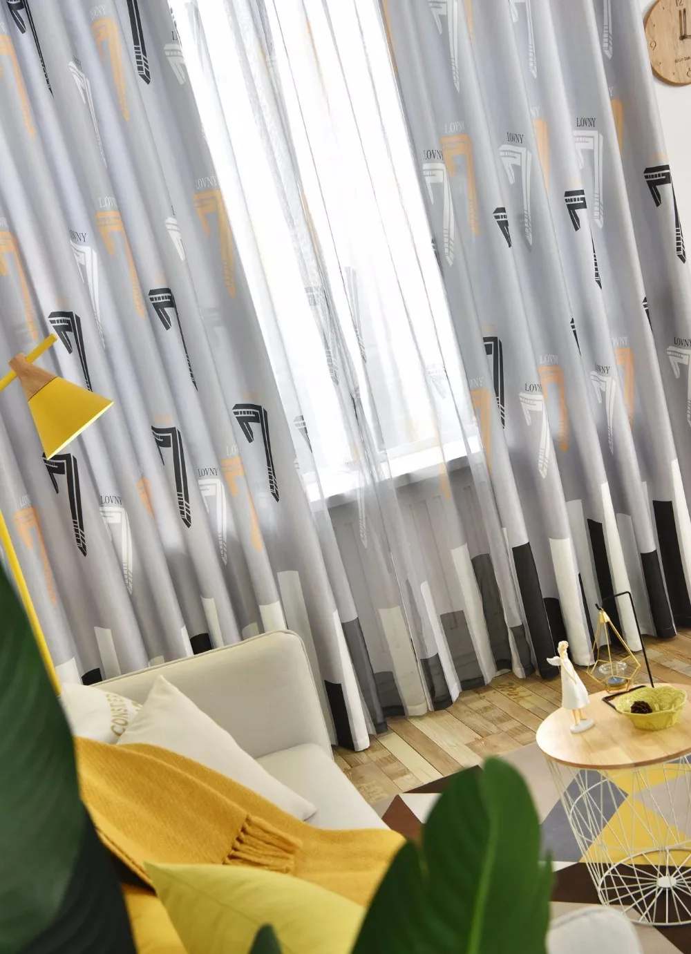 10284508491_1042572061