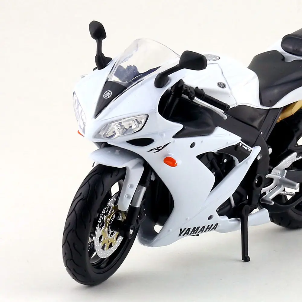 Yamaha YZF-R1 (14)