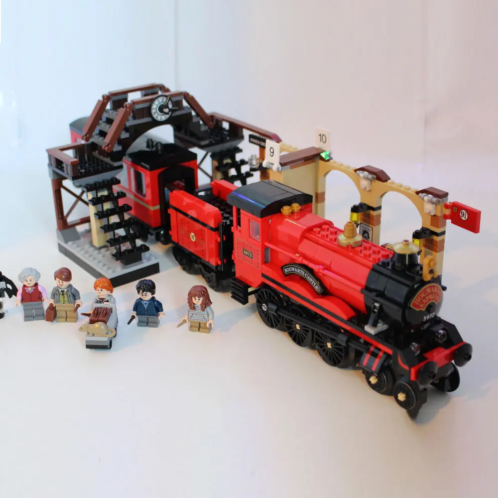 LEGO Harry Potter Hogwarts Express 75955 Building Kit (13)
