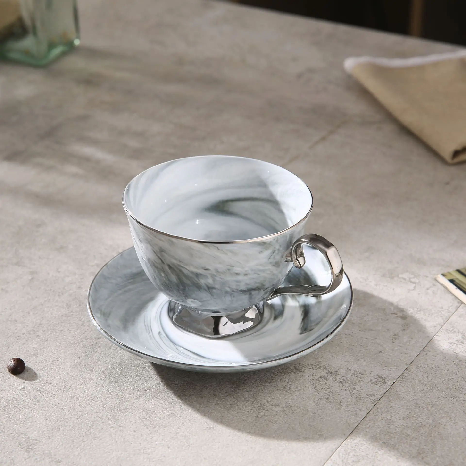 1 комплект Кофе чашка блюдце набор Британский Творческий Керамика Чай чашки EUDILOVE 200 мл Расширенный фарфор Валентина Чай чашки 5ZOP14