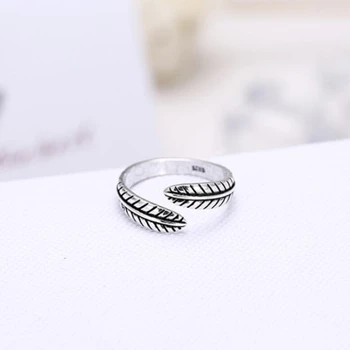 

Sole Memory Retro Thai Silver Feather Leaf Classic Personality 925 Sterling Silver Female Resizable Opening Rings SRI256