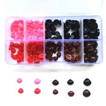 200pcs Flat Black Triangle Nose Plastic for Crochet Patterns Dolls Making Toys for Teddy Bear Dolls Amigurumi Making Accessories 1