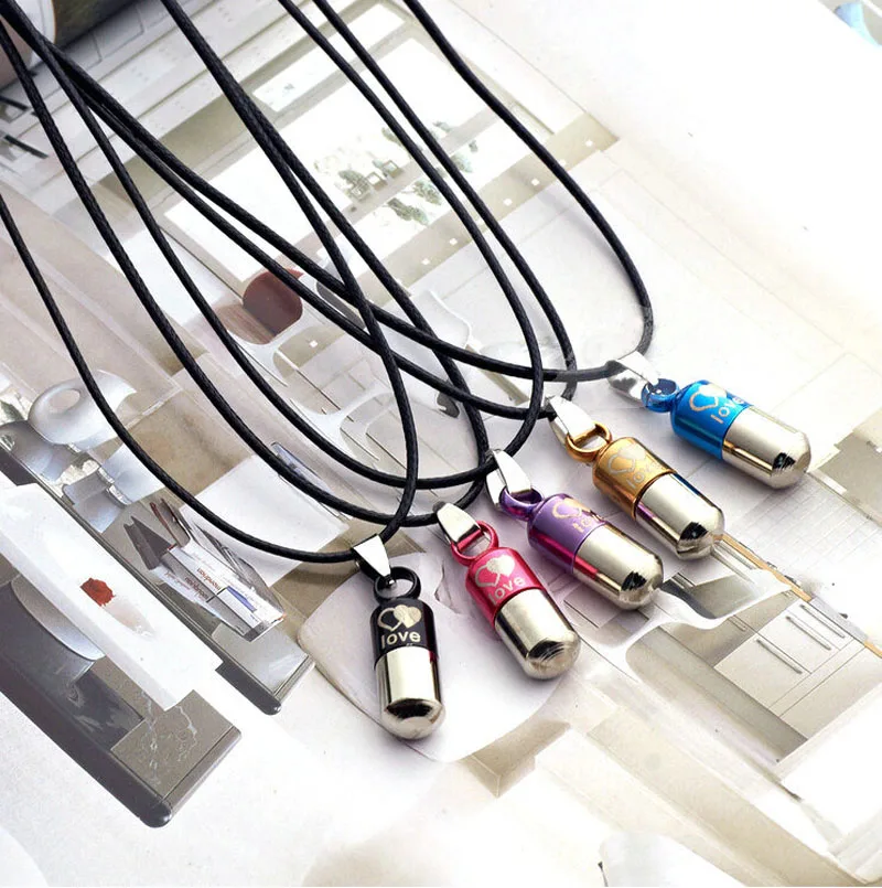 

Fashion Unisex Necklace Pendant Space Popular Love Stainless Steel Capsule Pill Shape Jewelry Openable Colorful Gifts S1651