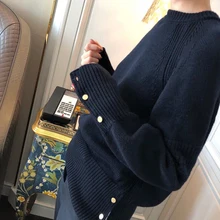 Осенние модные женские вязаные свитера в Корейском стиле элегантные английские свободные однобортные шикарные Лоскутные Свитера
