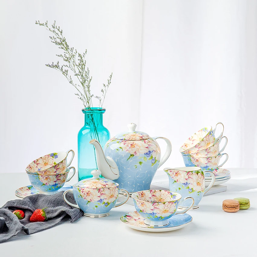 

Luxury coffee cup sets Romantic Bone China Porcelain British style tea cup set Afternoon Teaware tea party teapot Wedding Gift