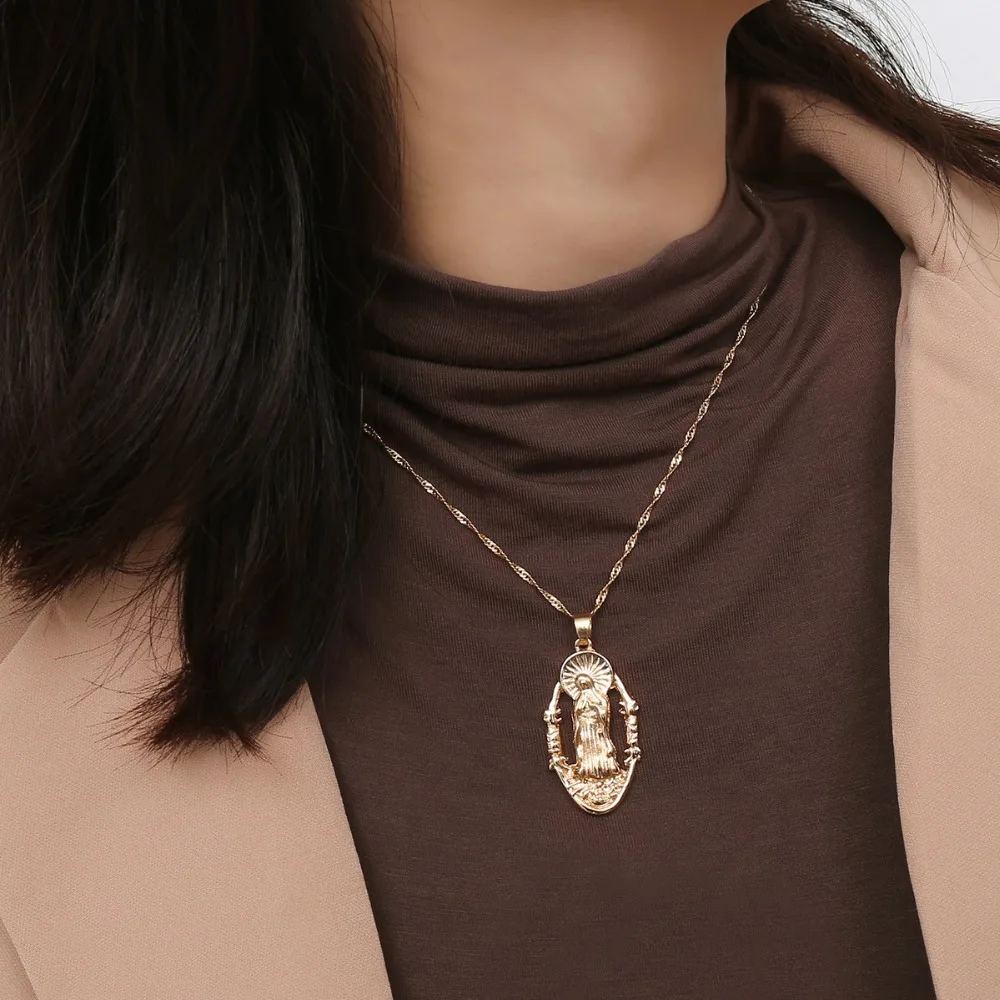 

Lacoogh Vintage Carved Embossed Hollow Necklace For Women New Bohemian Gold Color Silver Dainty Pendant Choker Jewelry Alloy