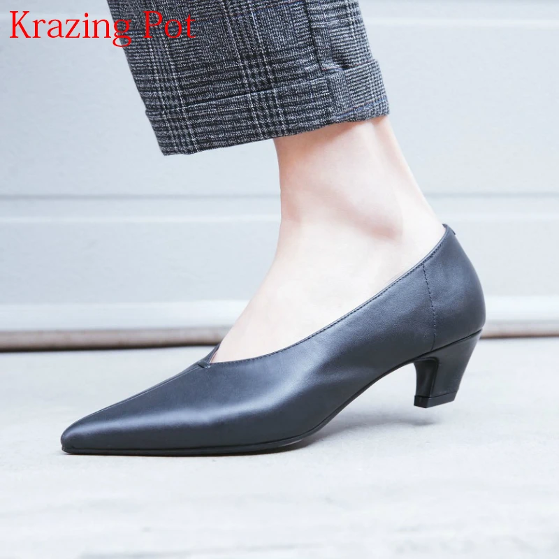 

2019 Fashion Genuine Leather Brand Spring Shoe Strange Style Med Heel Pointed Toe Women Pumps Elegant Handmade Wedding Shoes L07