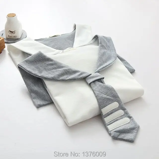 3167032045_1793503823