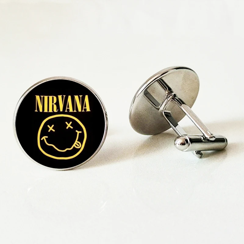 

New fashion rock band smile nirvana crystal glass cufflinks men cufflinks shirt high quality cufflinks jewelry wholesale