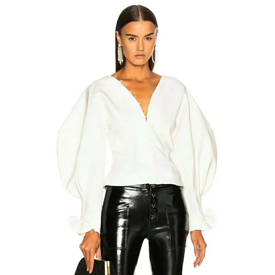 Prix 2018 Automne Nouveau Style Femmes Col V Tops et Chemisier À Manches Longues Blanc Sexy De Mode High Street Chemise Haute Qualité Mince femelle Haut