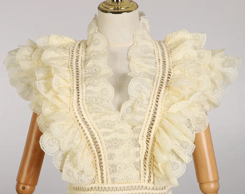 9988982365_795074325