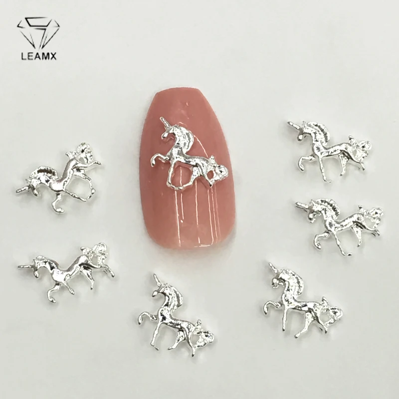 

LEAMX 50PCS/bag Nail Art Decoration 3D Silver Unicorn Shape Shiny Horse Alloy Nails Charms For Manicure Decor 12*8mm L460