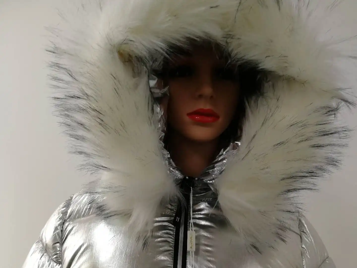 Новинка, пальто с меховым воротником, женский пуховик средней длины, теплая куртка, пальто для женщин, высокое качество, Золотая и серебряная куртка с капюшоном