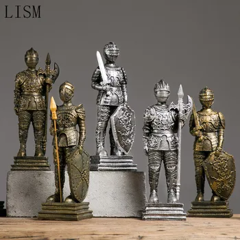 

European-style creative resin retro Roman soldier statue/living room wine cabinet soft decoration/home decoration craft gifts
