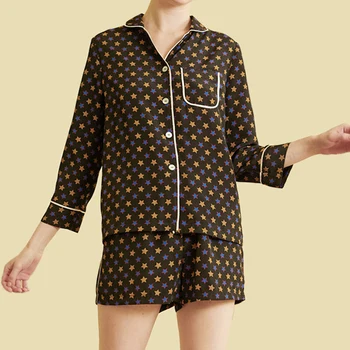 

Spring Summer Women Printed Pajama Sets Star Pattern Polyester Night Suits Vintage Pijama Women Long Sleeve Pajamas With Shorts