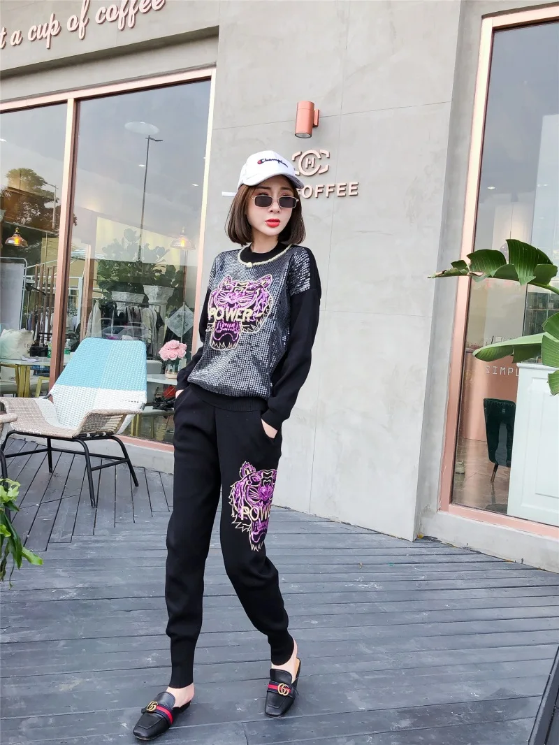 9504858736_678583426