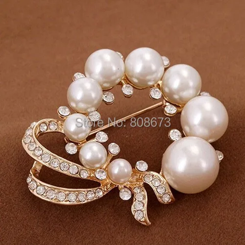 

High Quality!Fancy KC Gold Tone Imitation Pearl Wreath Brooch Clear Crystal Diamante Bow Wedding Bouquet Pin Brooch Retail