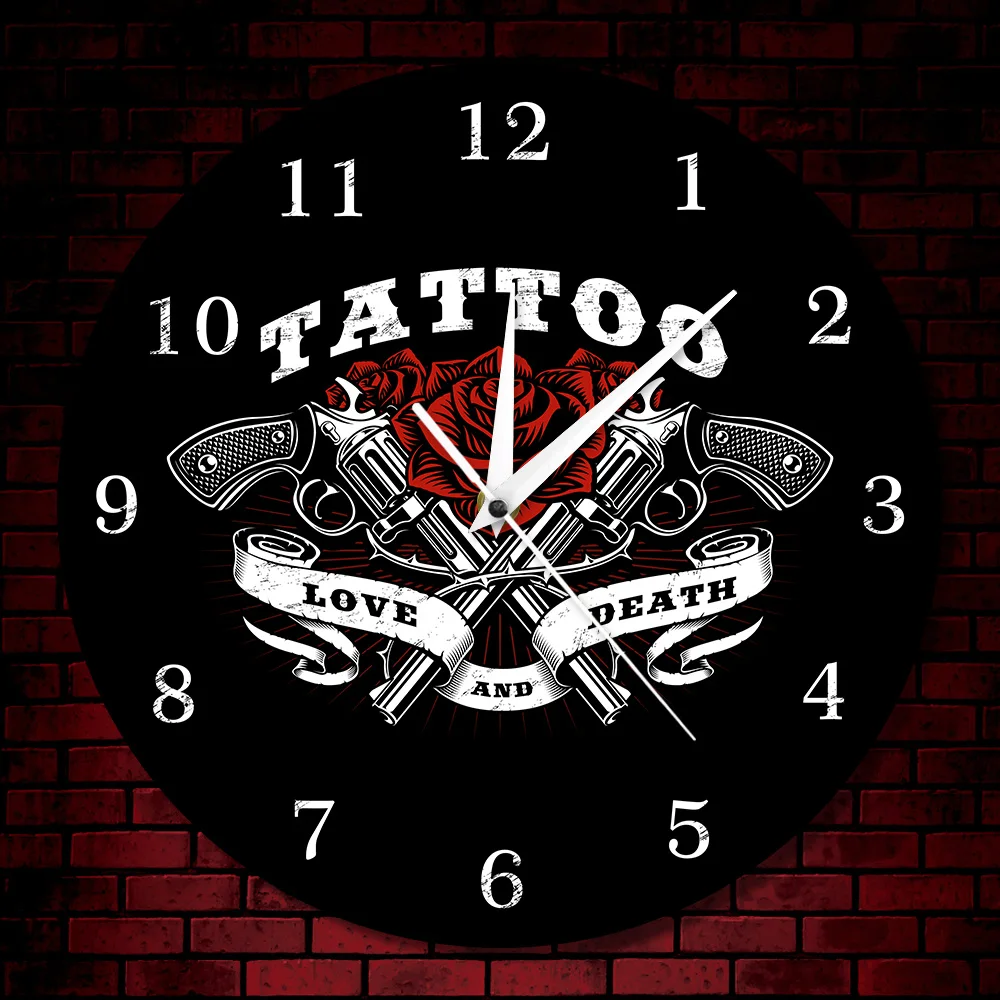 Тату логотип Pritned настенные часы Любовь и смерти Роза и тату пистолеты настенные тату часы студия Готический Декор Искусство Татуировка подарок