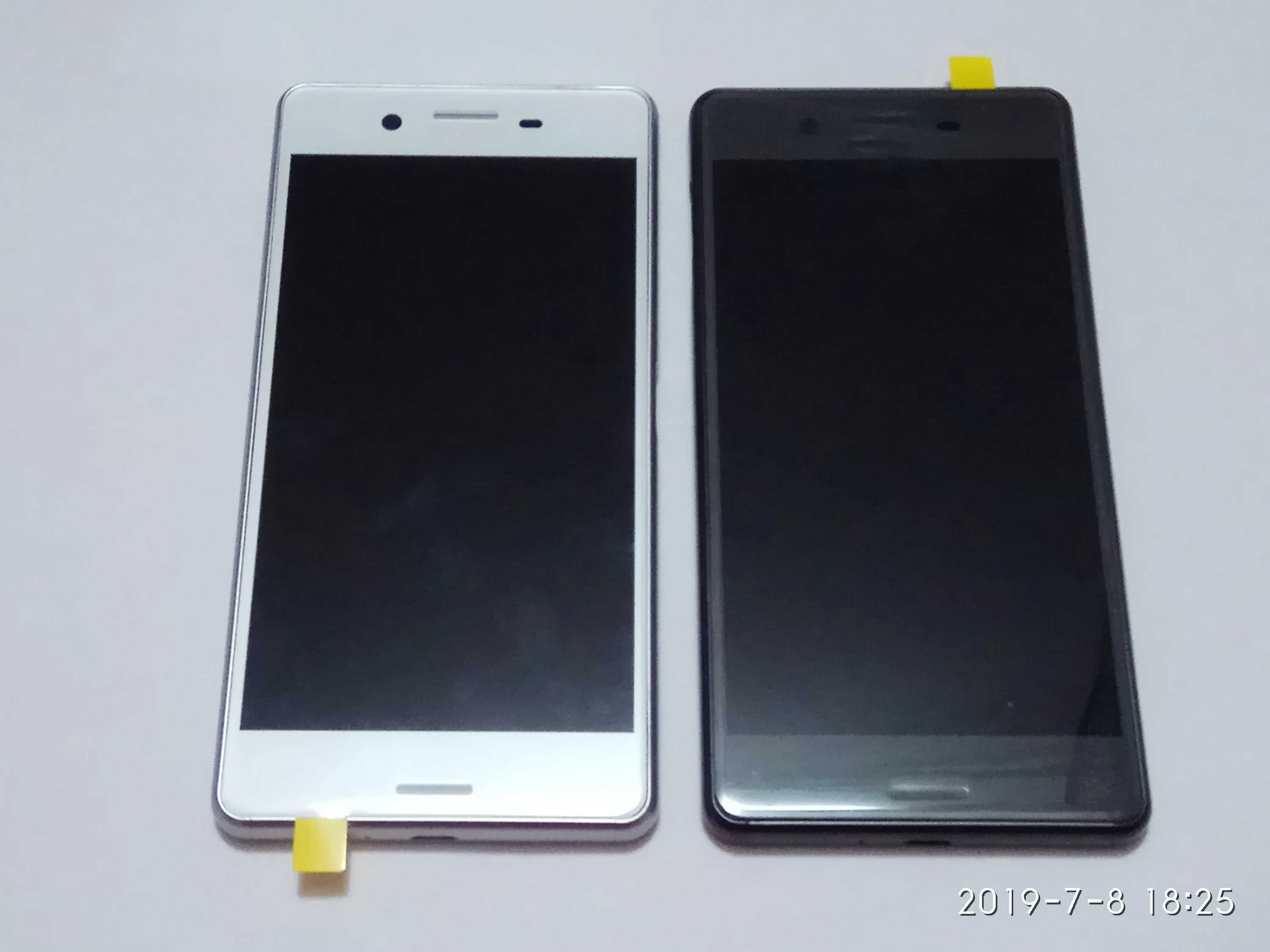 Tanie Dla Sony Xperia X wydajność F5121 F5122 F8131 F8132 XP ekran dotykowy Digitizer czujnik + wyświetlacz LCD rama montażu modułu monitora