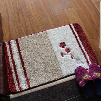 

Soft Cozy Embroidered Small Floor Mat Flower Design Shaggy Microfiber Floor Rug and Carpets Non-slip Absorbent Bathroom Rugs