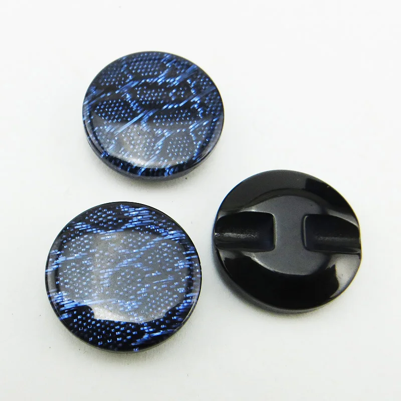 10 Blue /& White Resin Buttons Candy Stripe 13mm