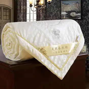

HobbyLane 200*230cm Summer Handmade Silklike Artificial Silk Filled Comforter Quilt Duvet Coverlet Blanket Air Conditioner Quilt