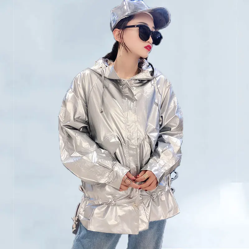 

Silver Windbreaker Jacket 2019 European Autumn New Hooded Drawstring Was Thin Korean Loose Bat Sleeve Bright Jacket Female 304