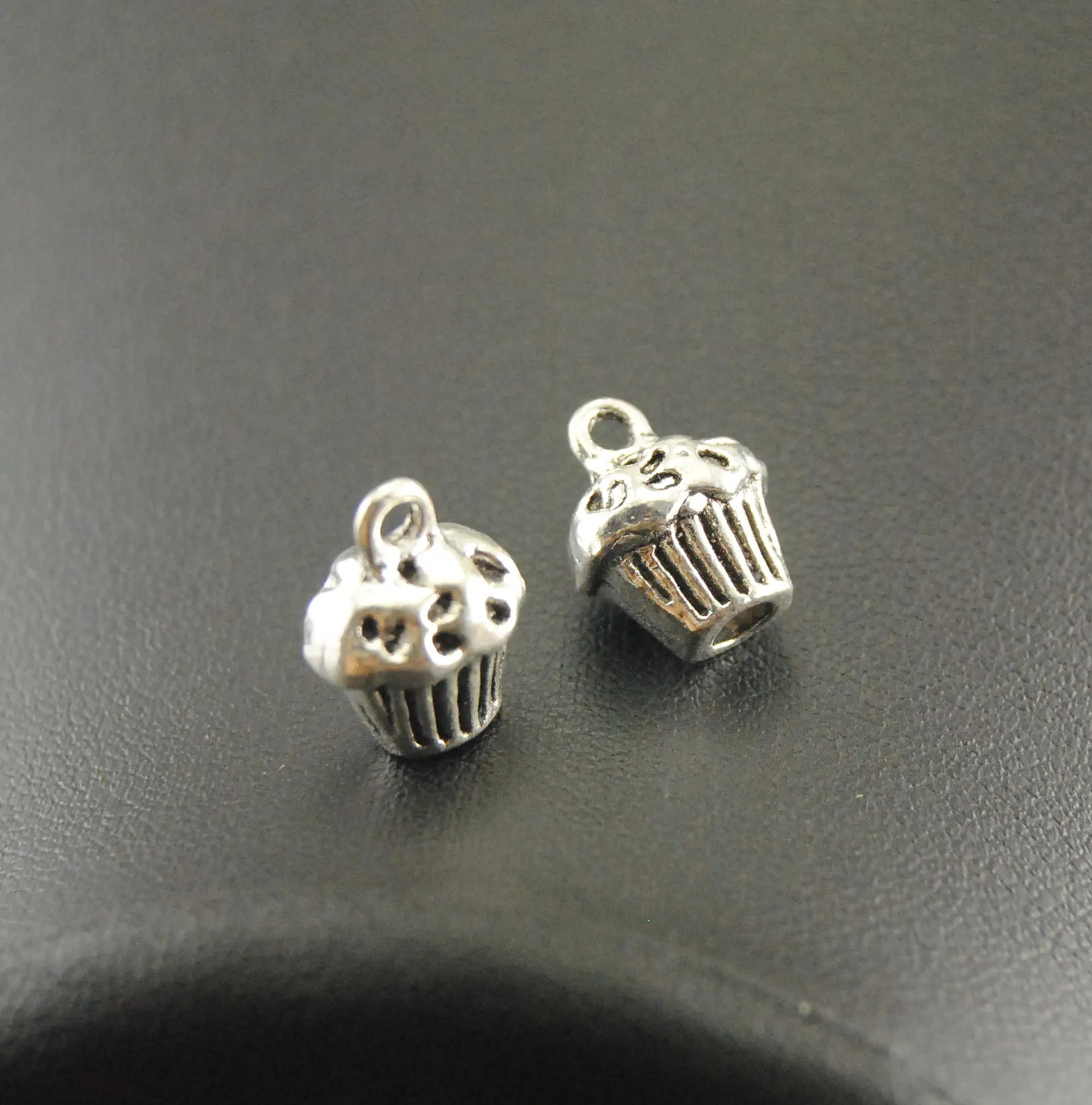 

10 Pcs Antique Silver Cup Cake Charm Jewelry Making DIY Handmade Craft A862