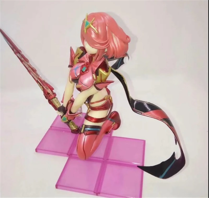 Action Figure (1)