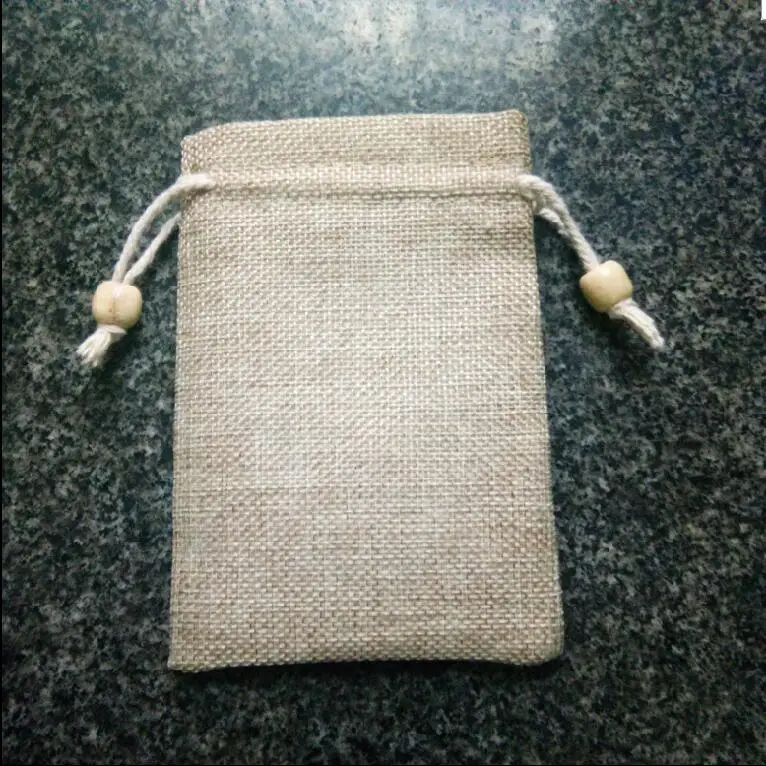 

25pcs Burlap Jute Wooden Beads Gift Bags Cotton Thread Drawstring Bags Wedding/Party/Christmas/Jewelry Gift/Packaging 2019 New