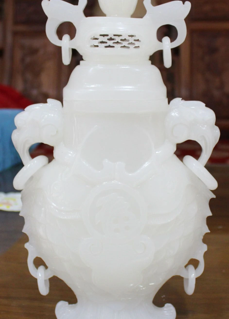 

14" Chinese Dynasty Palace Natural White Jade Beast Fish Vase Bottle Pot Statue