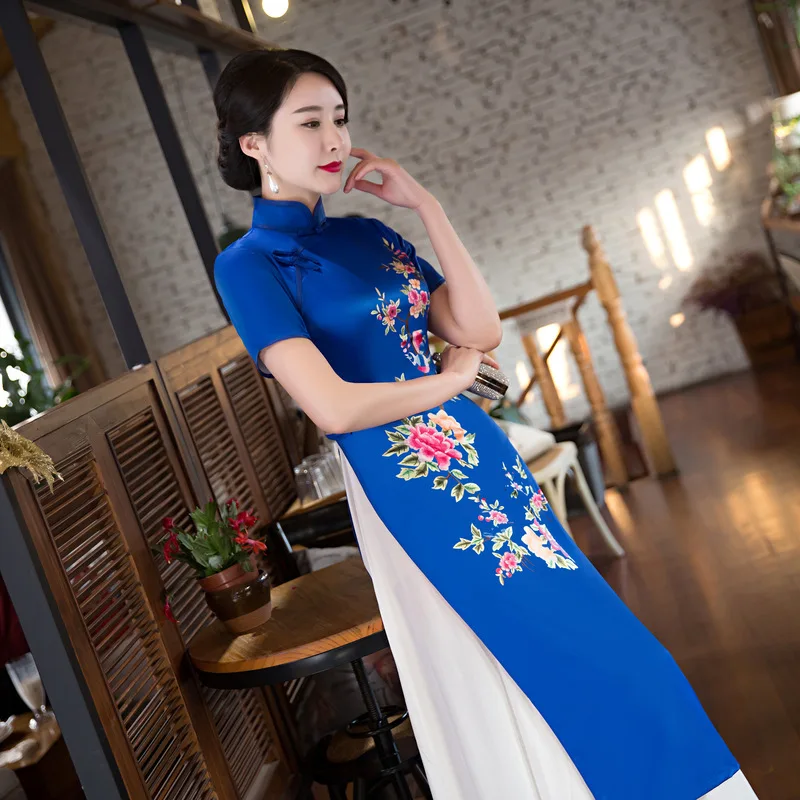 

Blue New Style Ao Dai Vintage Ethnic AoDai Short sleeve Qipao Women Silk Long Cheongsams dress for Party Fashion