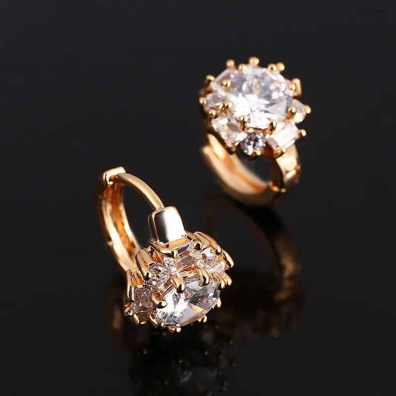 

Hesiod Brand New Top Sale New Flower Earrings Gold Color Clear Cubic Zircon Hoop Earrings for Women Bijoux Brinco