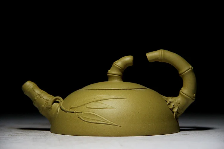 

Hot Yixing teapot famous half month teapot special handmade original mine mud