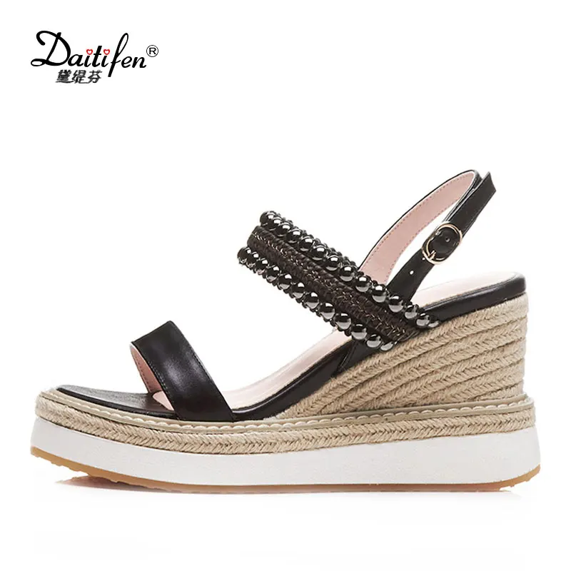 

Daitifen Genuine leather sandals Platform Wedges sandals Summer womans concise Metal decoration Plus size ladies Casual shoes