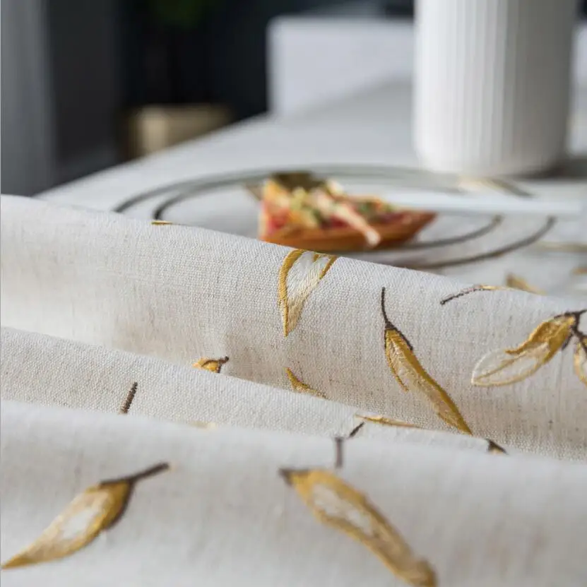 Luxury Gold Leaf Tablecloth American Country Embroidery Waterproof Kitchen Dining Table Cover Dust Proof Retro Mantel Mesa ZC072 - Цвет: leaf