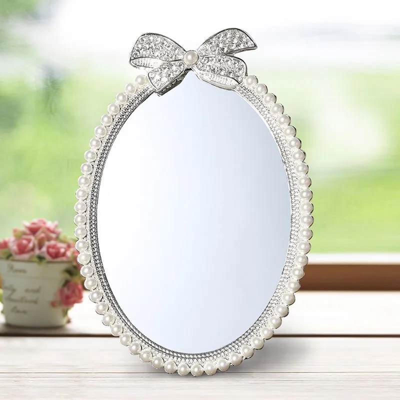 Блестящее серебряное покрытие с белым жемчугом и прозрачные кристаллы из горного хрусталя Ювелирная лента дизайн 5x7 дюймов Овальное Металлическое настольное зеркало в рамке