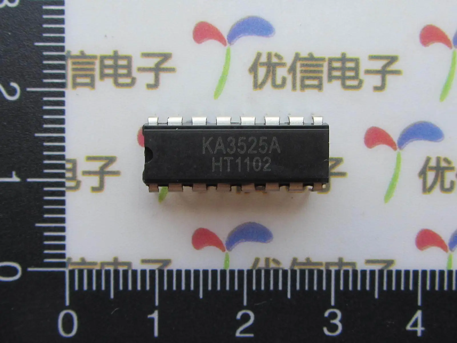 

KA3525A / SG3525 PWM controller / power IC DIP-16