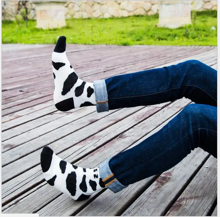 

New Arrival White Black Spot Jacquard Dalmatians Pattern Unisex Men Women Fashion Happy Socks Ankle Length Cotton Socks