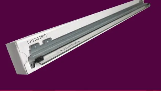 Compatible Transfer Cleaning Blade For Hp 5525 5225 775 750 Copier Compatible Transfer Cleaning Blade For Hp 5525 5225 775 750 Copier Printer Part Office Consumables