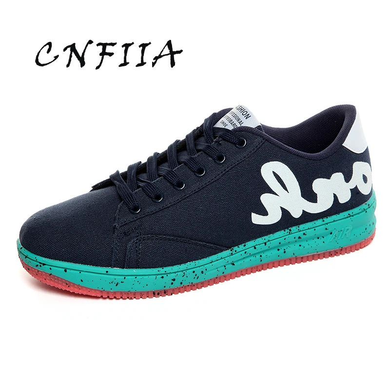CNFIIA الذكور أحذية الكبار حذاء أسود أبيض رجل تزلج الأحذية مصمم العلامة التجارية 2018 الخريف الدانتيل يصل مريحة جودة