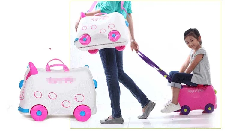 Модные креативные шкафчик Для мальчиков и девочек Детские Автомобили Toy Box багаж чемодан коробка тяга может сидеть ездить флажок Детский праздник подарок