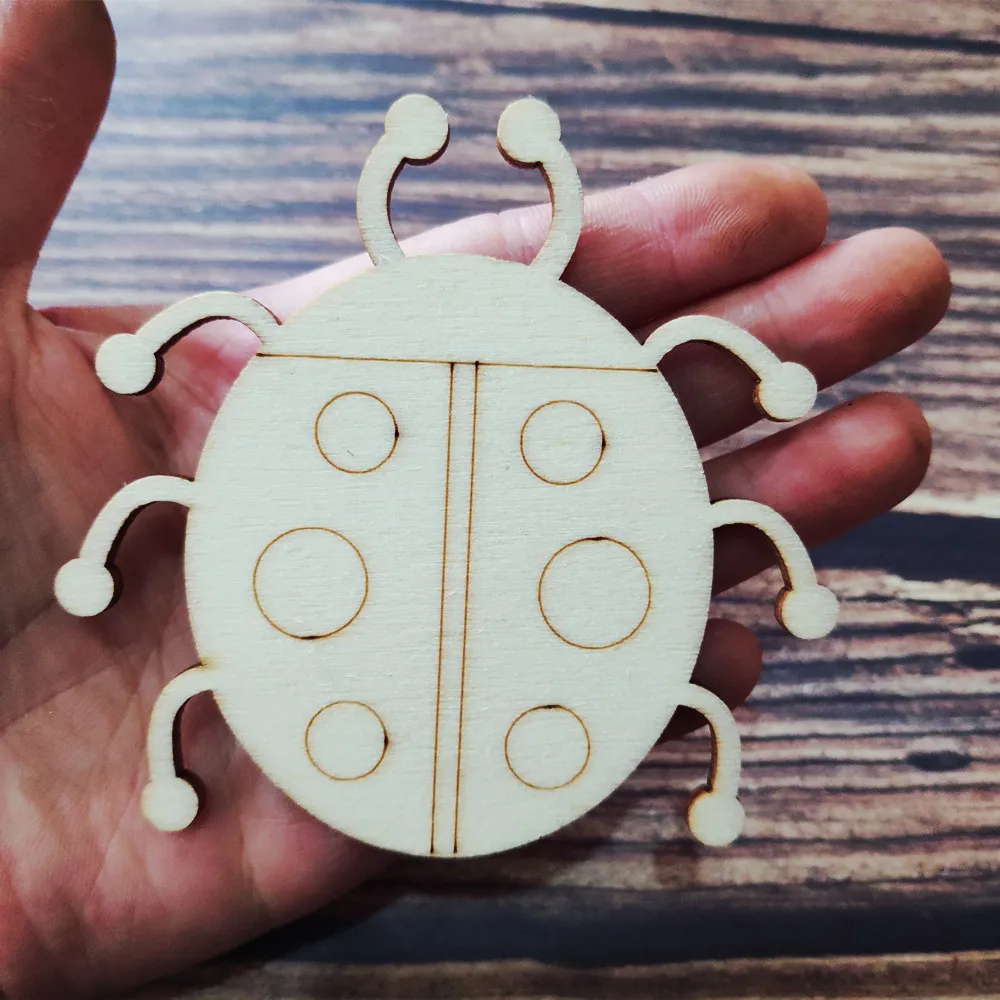 

10pcs Wooden Ladybird Shapes Craft Hanging Tag Decoration Gift Decoupage DIY Favors