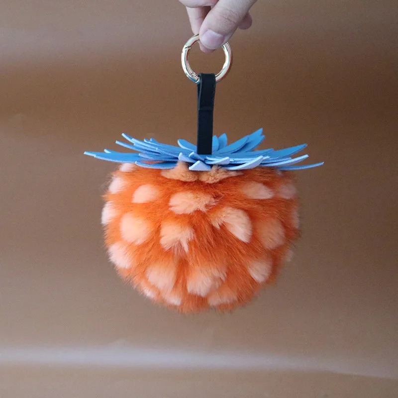 

Pineapple Strawberry Fruit Fox Fur Pom Poms Women Bag Bug Monster Bag Charm Genuine Pompom Keychain Gift Pendant Gift Chaveiro