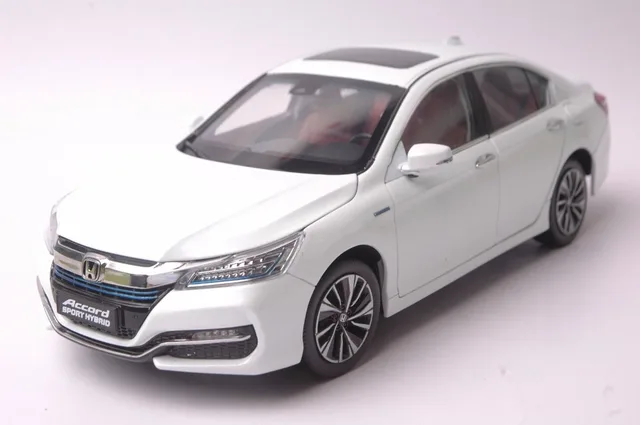 1 18 Cast Model For Honda Accord 10 Sport Hybrid 2016 White Alloy 1 18 Cast Model For Honda Accord 10 Sport Hybrid 2016 White Alloy Toy Car Miniature Collection Gifts Mk10 10th Generation
