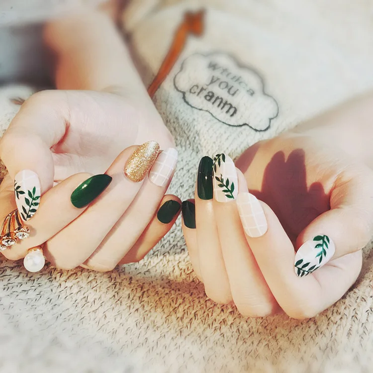 Correção de Unhas Dicas com 2g Novo Excelente Packs Moda Noiva Unha Falsas 24 Cola Senhora Sexy Diária Dedo Lucxry Mulheres Falso Prego 3 7 Beleza e saúde
