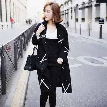 

2017 new women's fashion girl couples black white cross cocoon style wool tweed coat girls long wool coat
