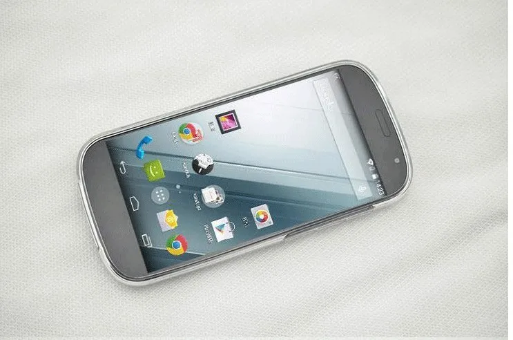 Yotaphone 2 (8)