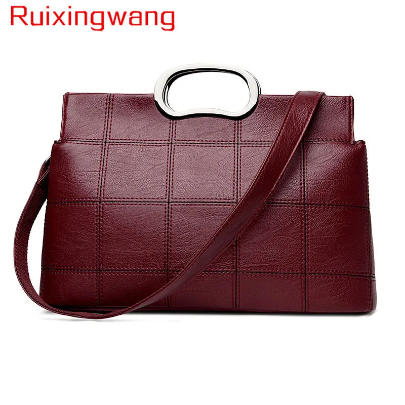 

RUIXINGWANG 2018 New Solid Color Split Joint Ma'am Handbag Fashion Single Shoulder Messenger Woman Metal Wristlets Package