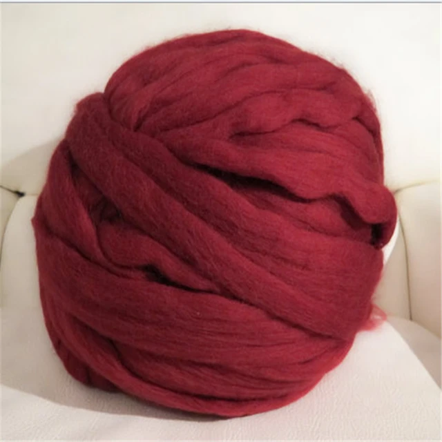  Soft Giant Yarn,Chunky Knitting YarnSuper Soft Chunky Yarn  Bulky Crochet Thick Yarn for Hand Knitting Blanket 250g Per Piece for Weave  Craft Crochet (Color : Red) (Color : Beige) : Arts